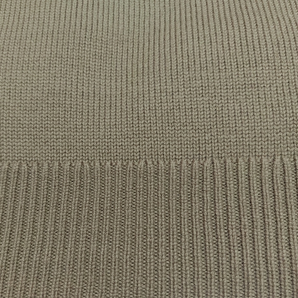 NWT wilfred treasures turtleneck - Picture 7 of 7